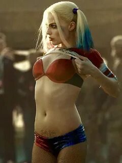 Harley Quinn TOPLESS sex scene revealed from Batman White Kn