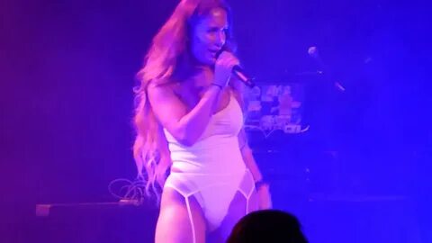 "Gimme Love" Niykee Heaton@TLA Philadelphia 11/27/16 - YouTu