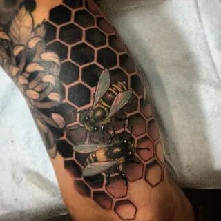 bee honeycomb tattoo - Google Search in 2020 Honeycomb tatto