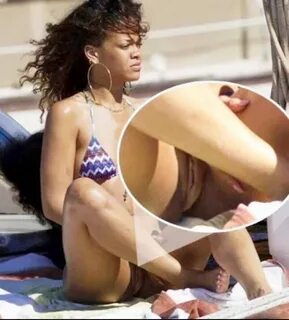 Rihanna nude pussy.