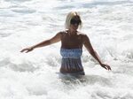 Shauna Sands Striking on the beach in Malibu - Celebzz - Cel