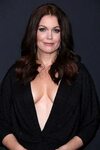bellamy young attends the 2019 e! people's choice awards hel
