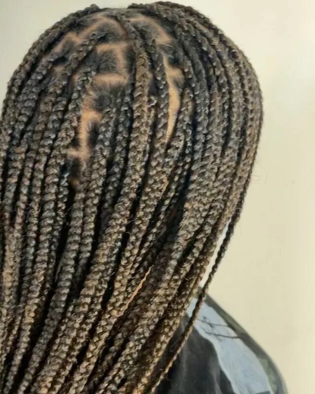 Small knotless braids is my speciality ! 