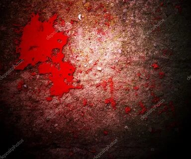 Dunkles Blut an der Grunge-Wand - Stockfotografie: lizenzfre