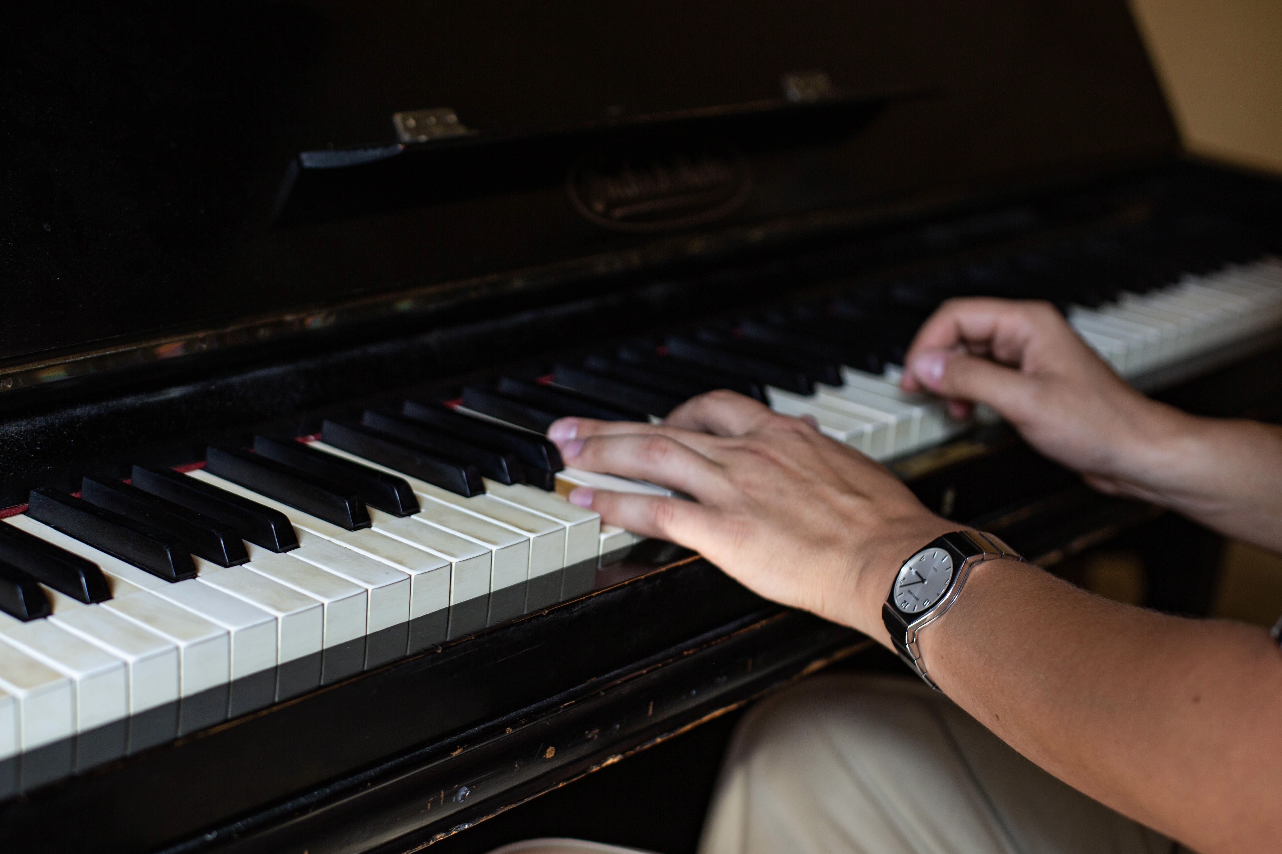 

Билеты на Открытие Jazz-клуба NZ при каскаде горящих свечей (Театр Николая Захарова «Содружество актёров»)