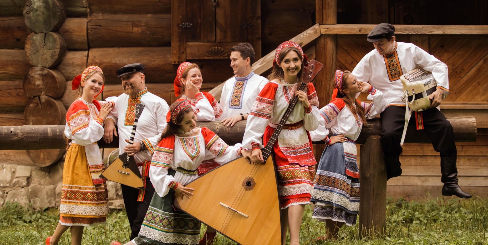 

Билеты на Её величество — Русская песня! (Консерватория им. Глинки)