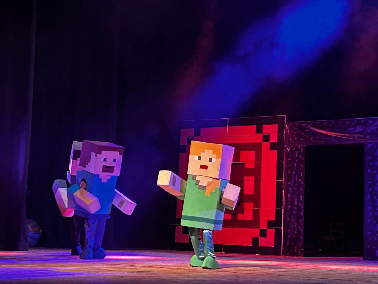 

Билеты на Майнкрафт. Семейное новогоднее шоу (Центр международной торговли. Конгресс-холл)