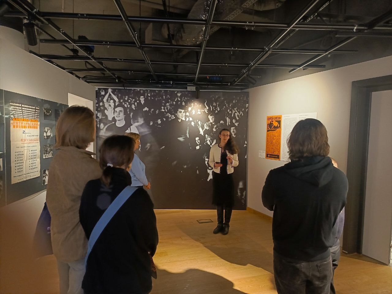 

Билеты на Медиация по выставке «Адреса перемен. Художественная жизнь Ленинграда — Санкт-Петербурга 1980-2000» (Центр современного искусства им. Сергея Курёхина)