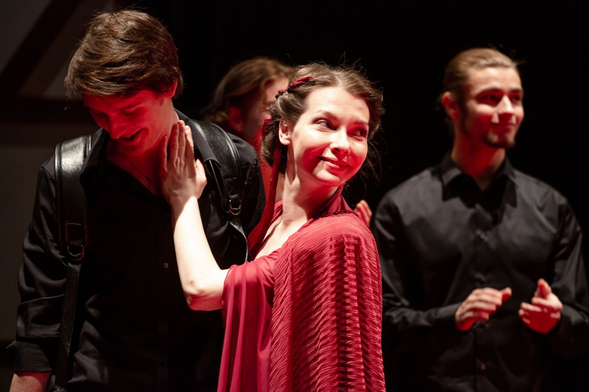 

Билеты на Игра в Шекспира. Гамлет (Молодёжный театр на Фонтанке)