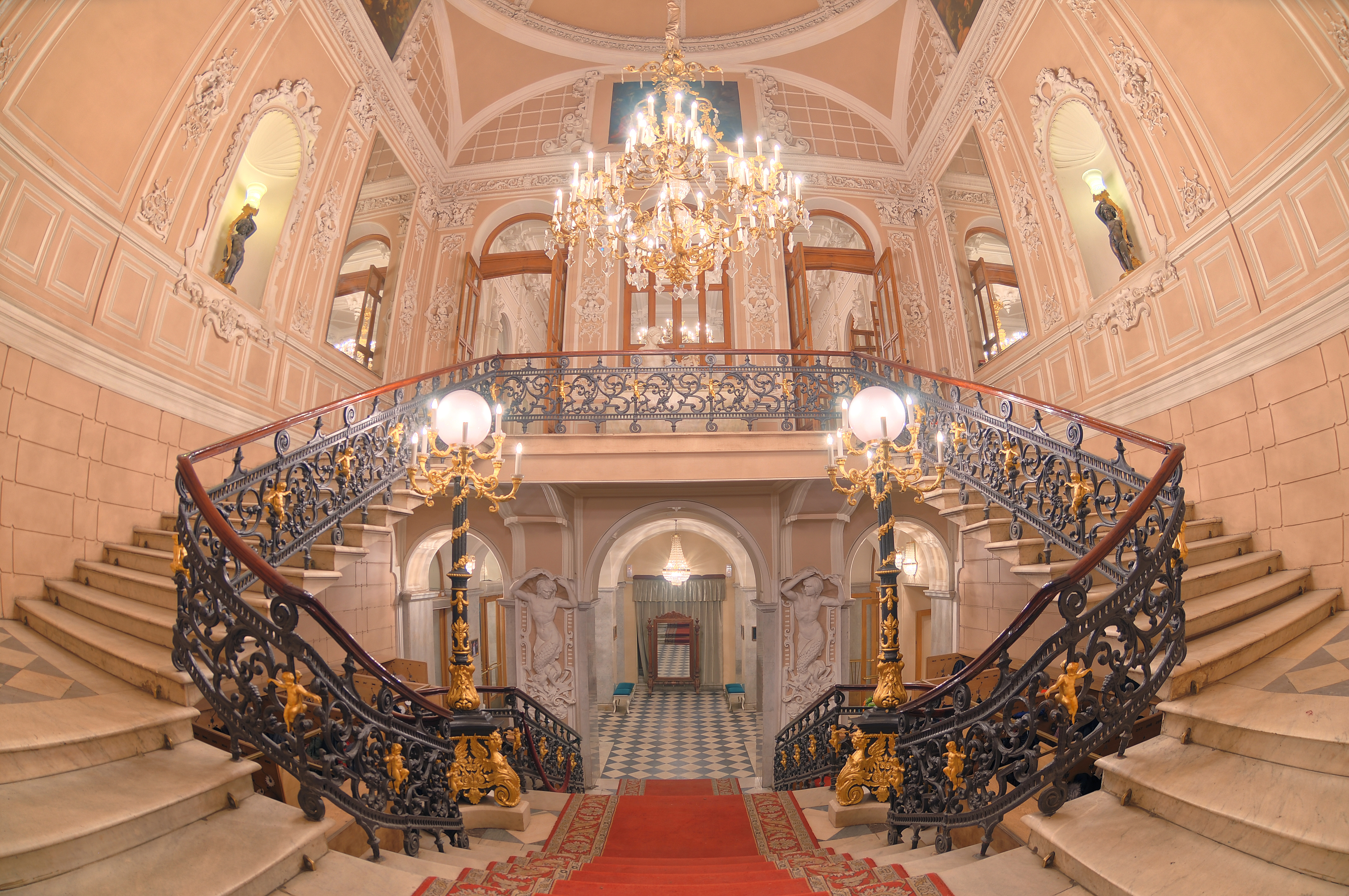 

Билеты на Цыганская любовь (Театр музыкальной комедии)