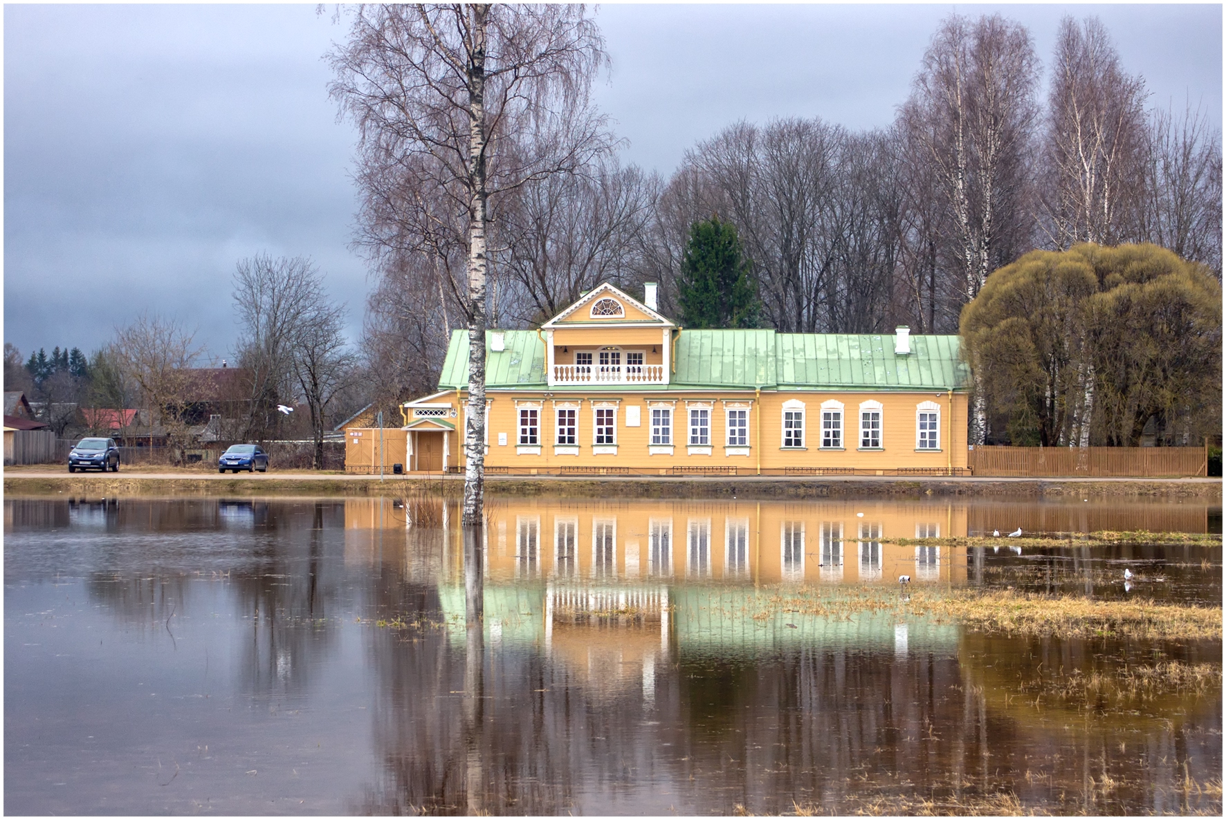 

Билеты на Тихвин и дом-музей Римского-Корсакова (Улица Казанская, 2)