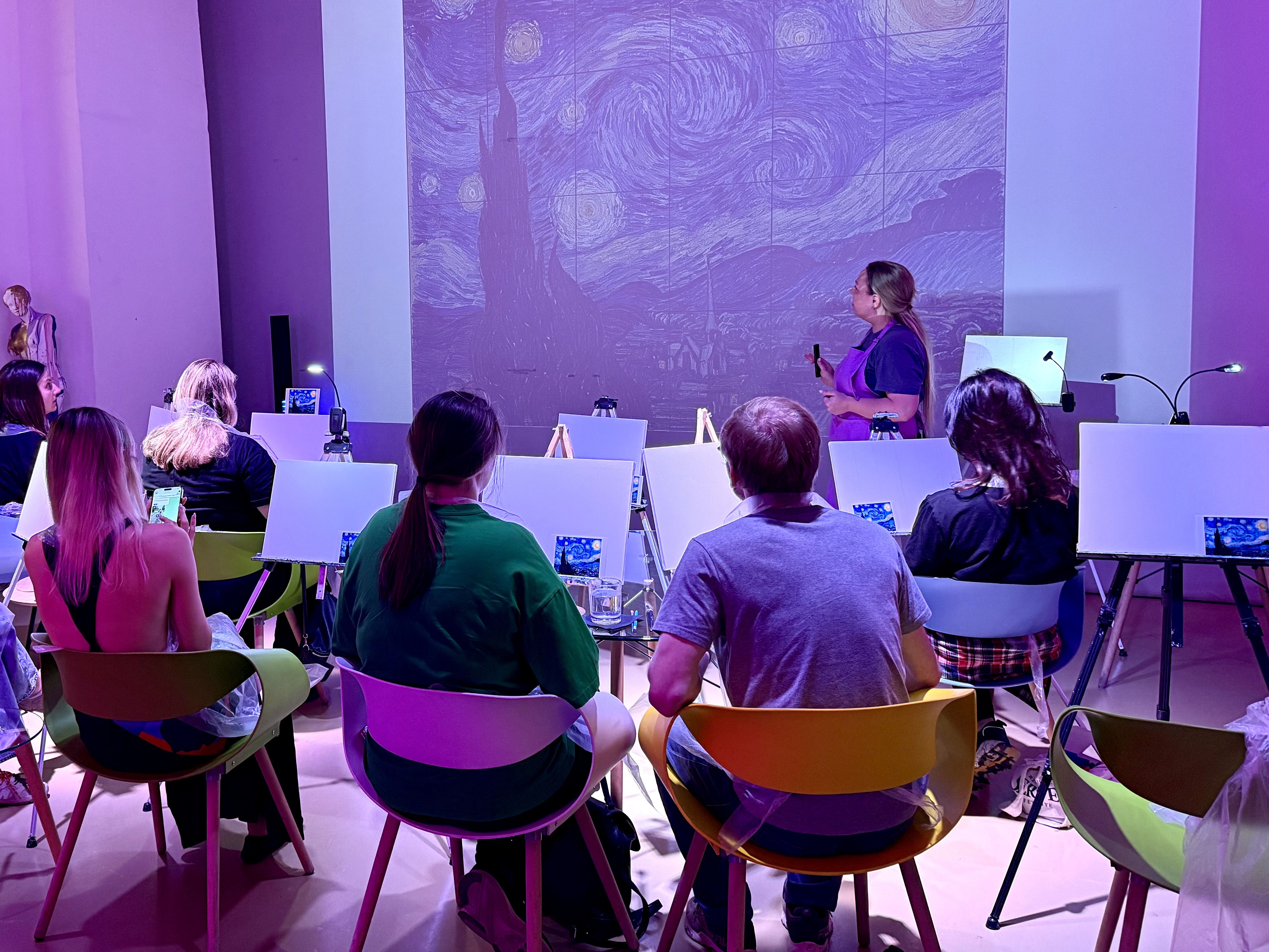 

Билеты на Густав Климт — Поцелуй. Картина с золотой поталью (Люмьер-Холл)