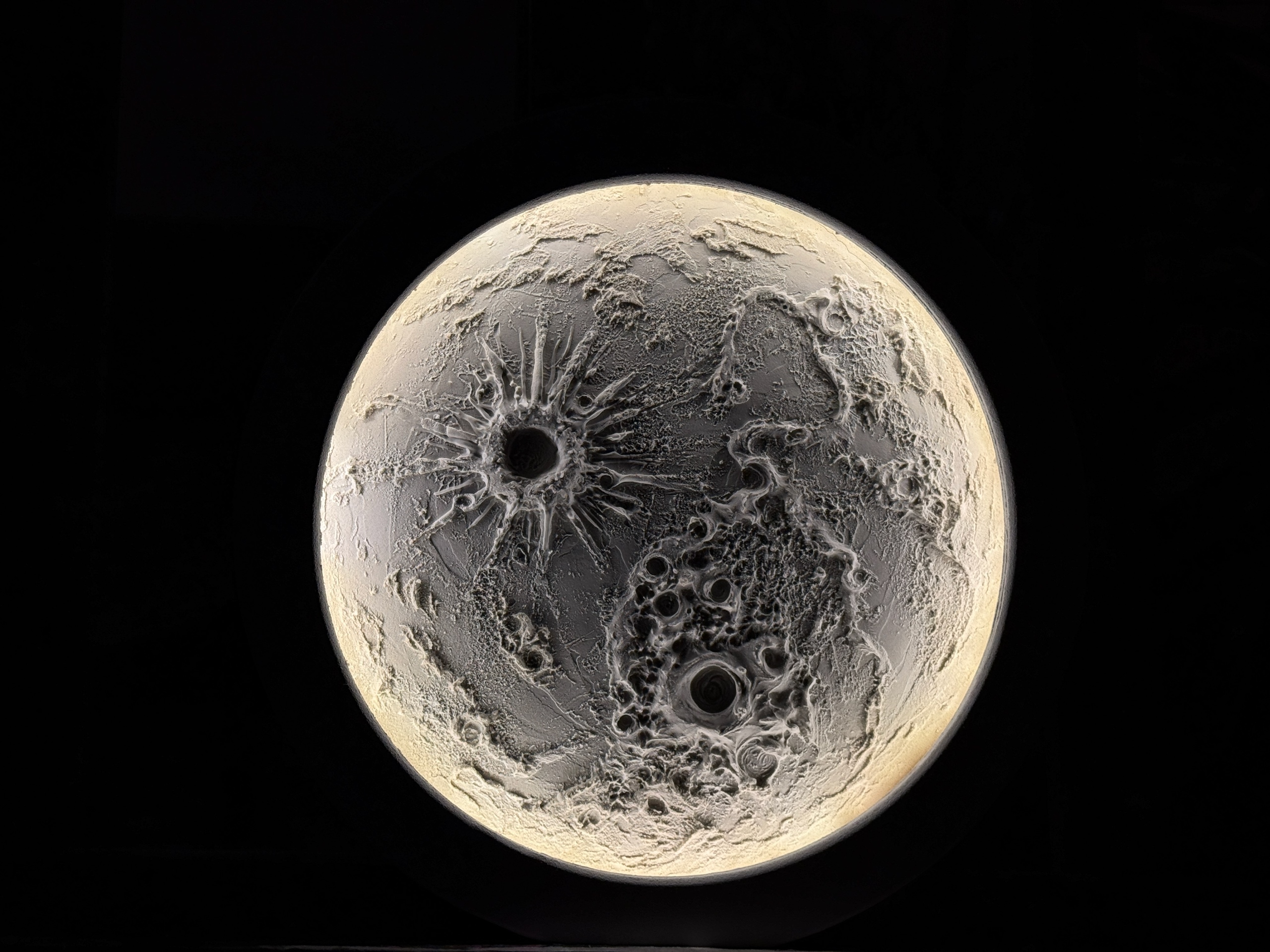 

Билеты на Луна-ночник текстурной пастой (Art Studio 8)