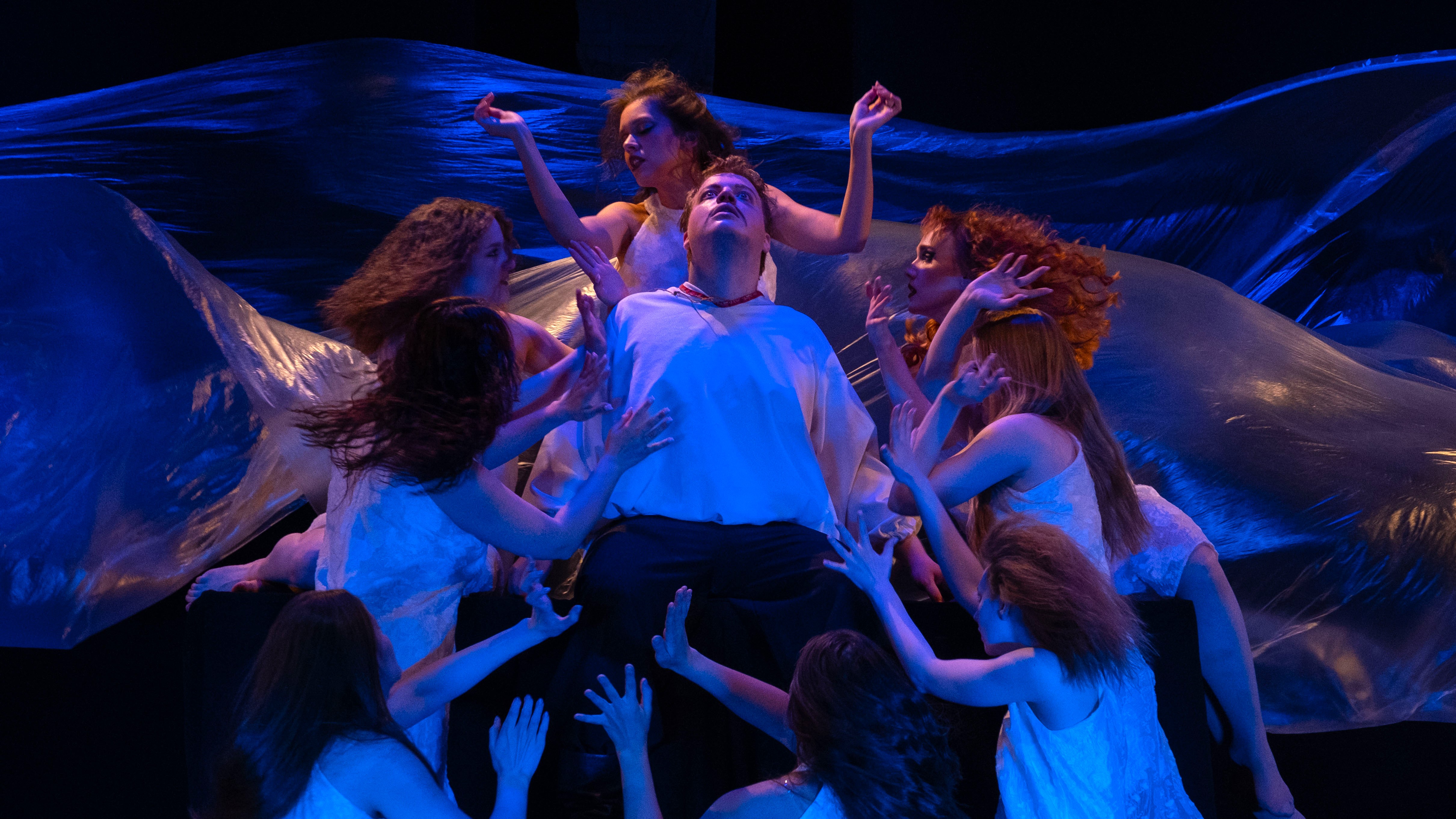 

Билеты на Вий. Ведьма. Гоголь (Дом актёра Санкт-Петербургского отделения СТД РФ)