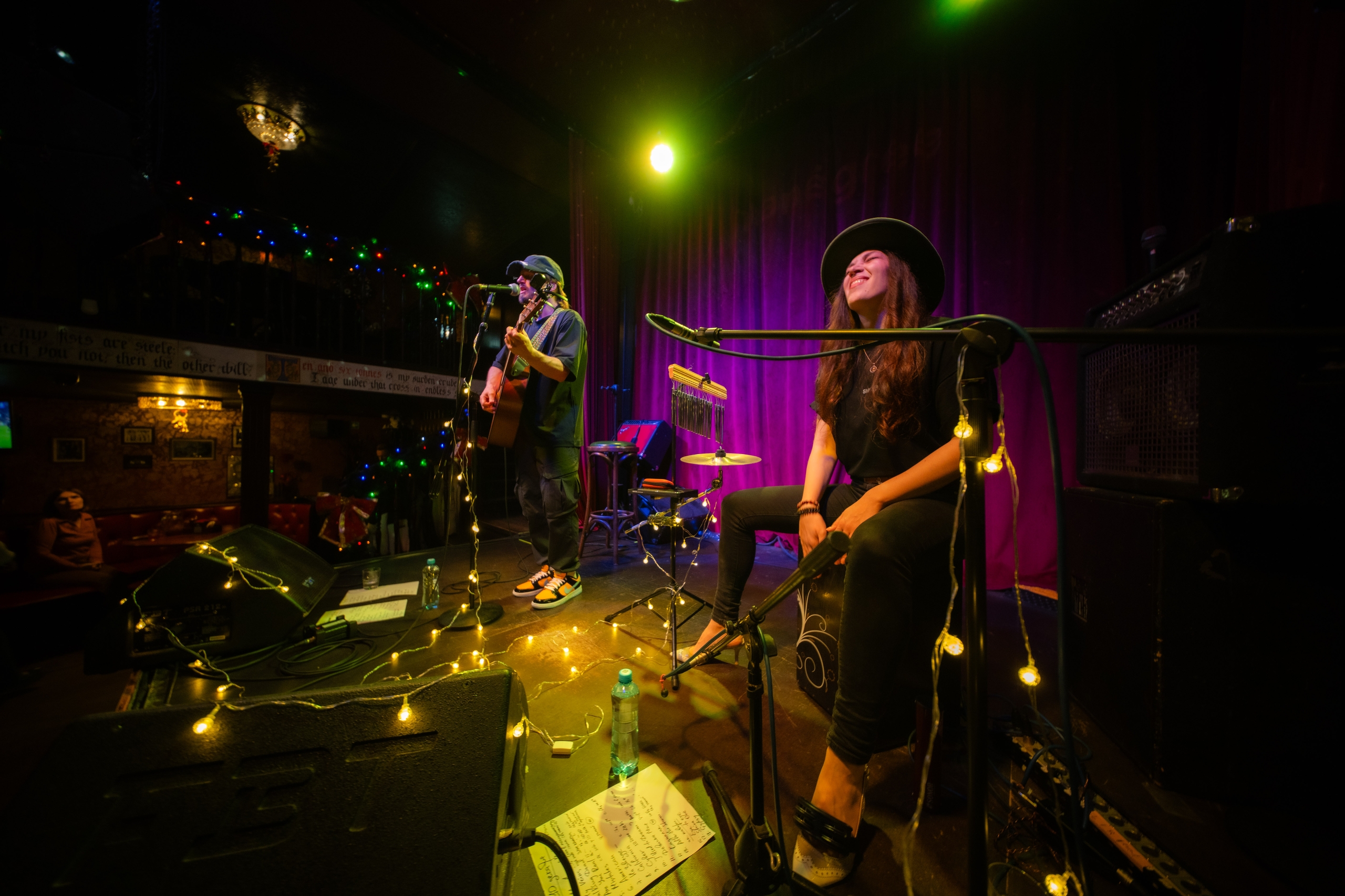 

Билеты на Manegree. Костя Михайлов: Рождественская акустика (Douglas)