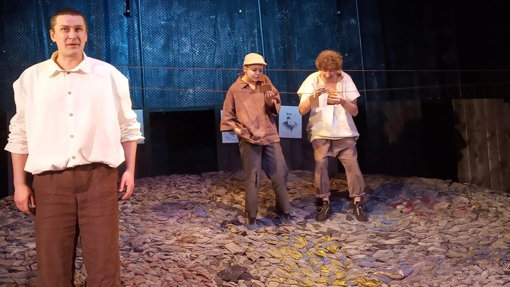 

Билеты на Эллада (Школа драматического искусства)