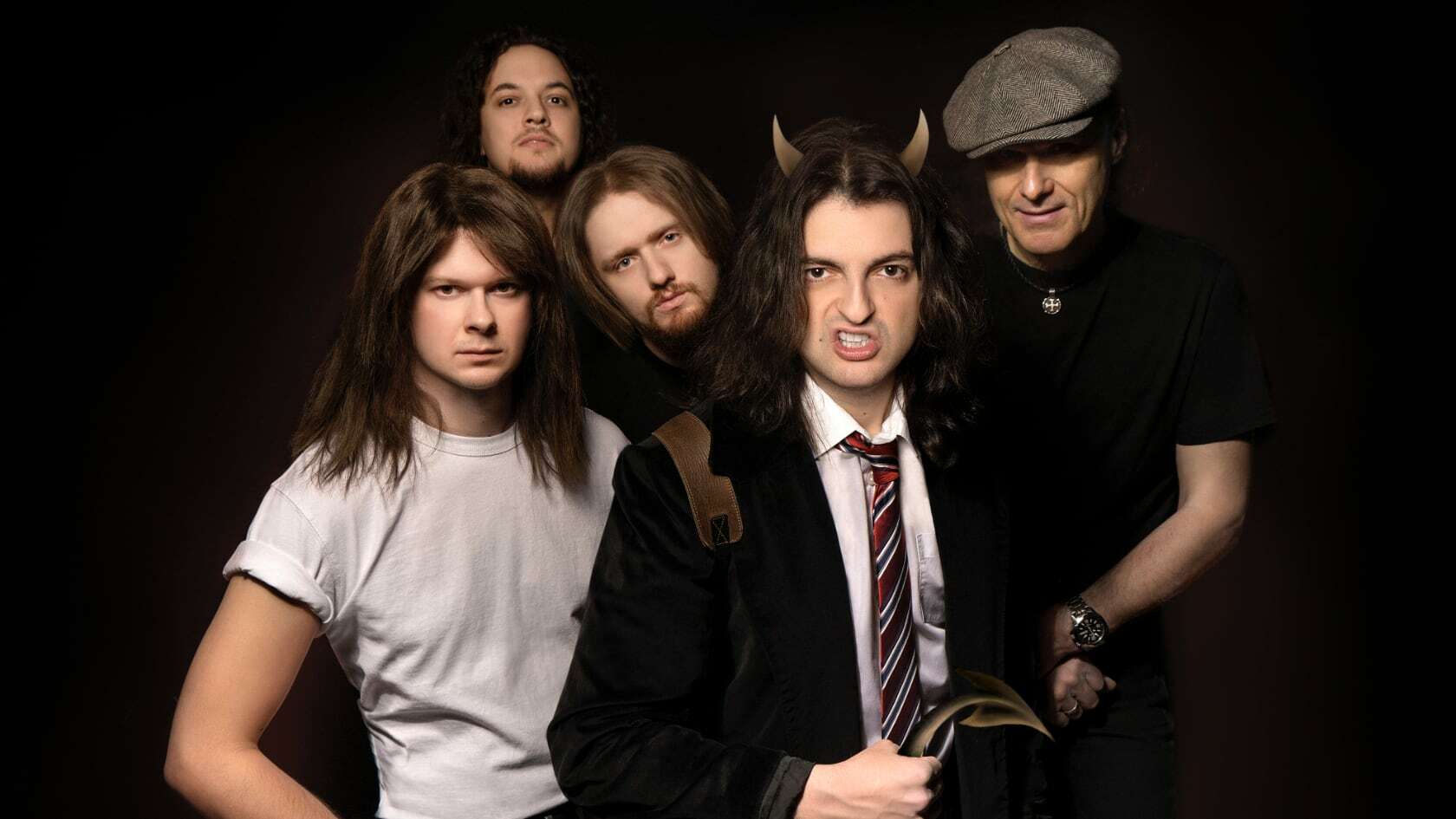 

Билеты на AC/DC Show: Easy Dizzy (Северный речной вокзал)