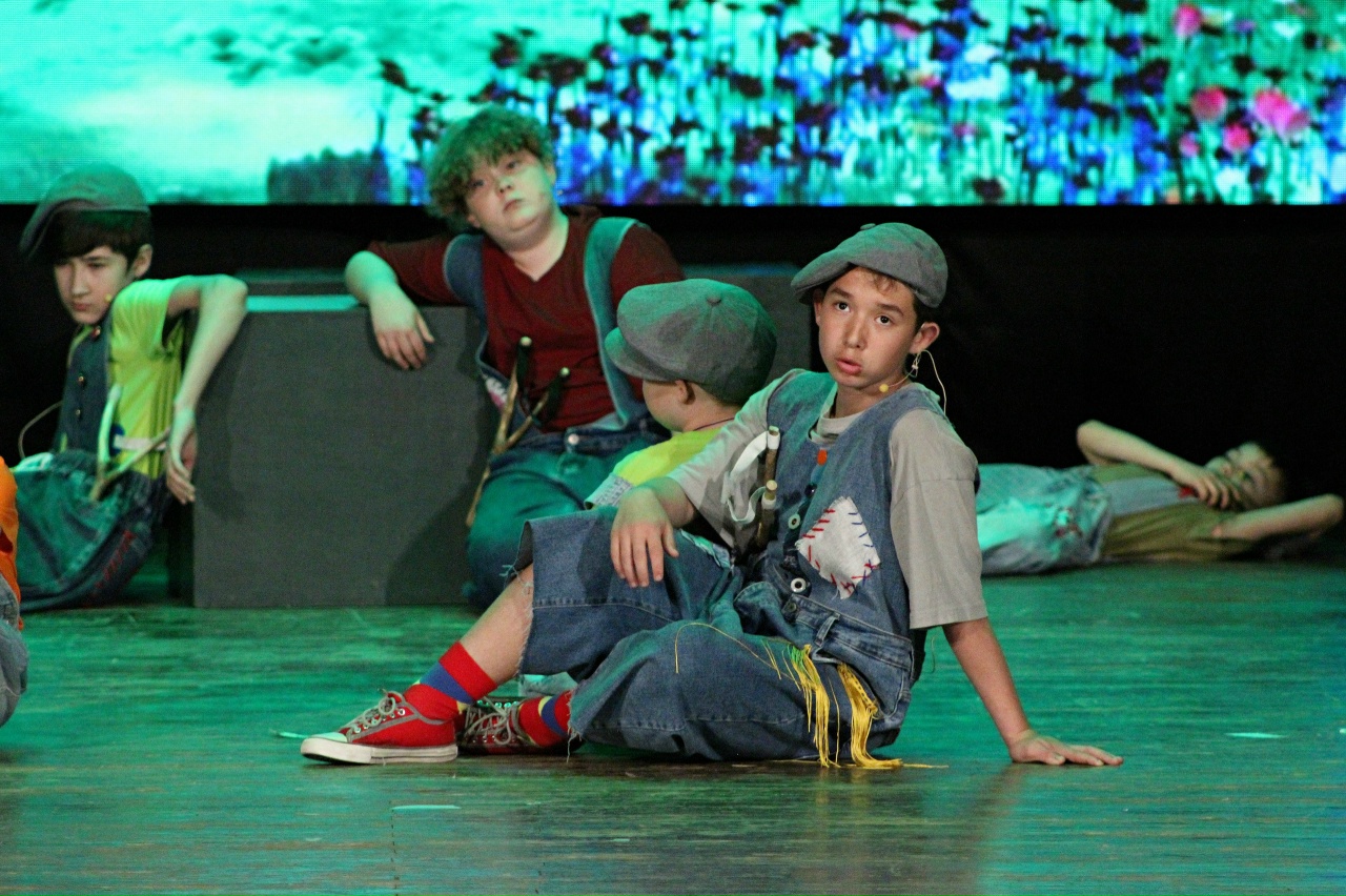 

Билеты на Второй поворот направо, а дальше прямо до самого утра (Орион)