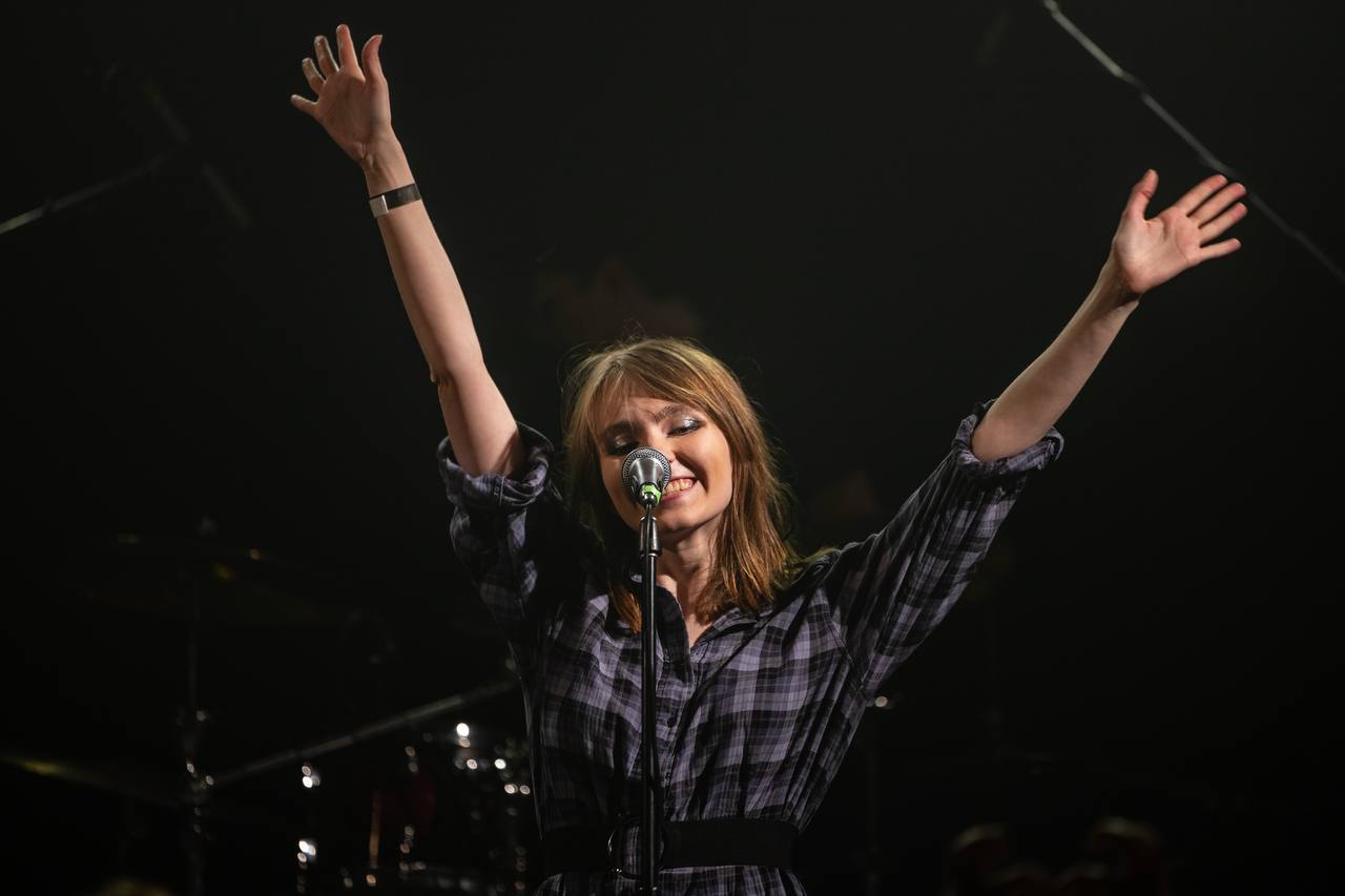 

Билеты на Нежность на бумаге (Плэйс)