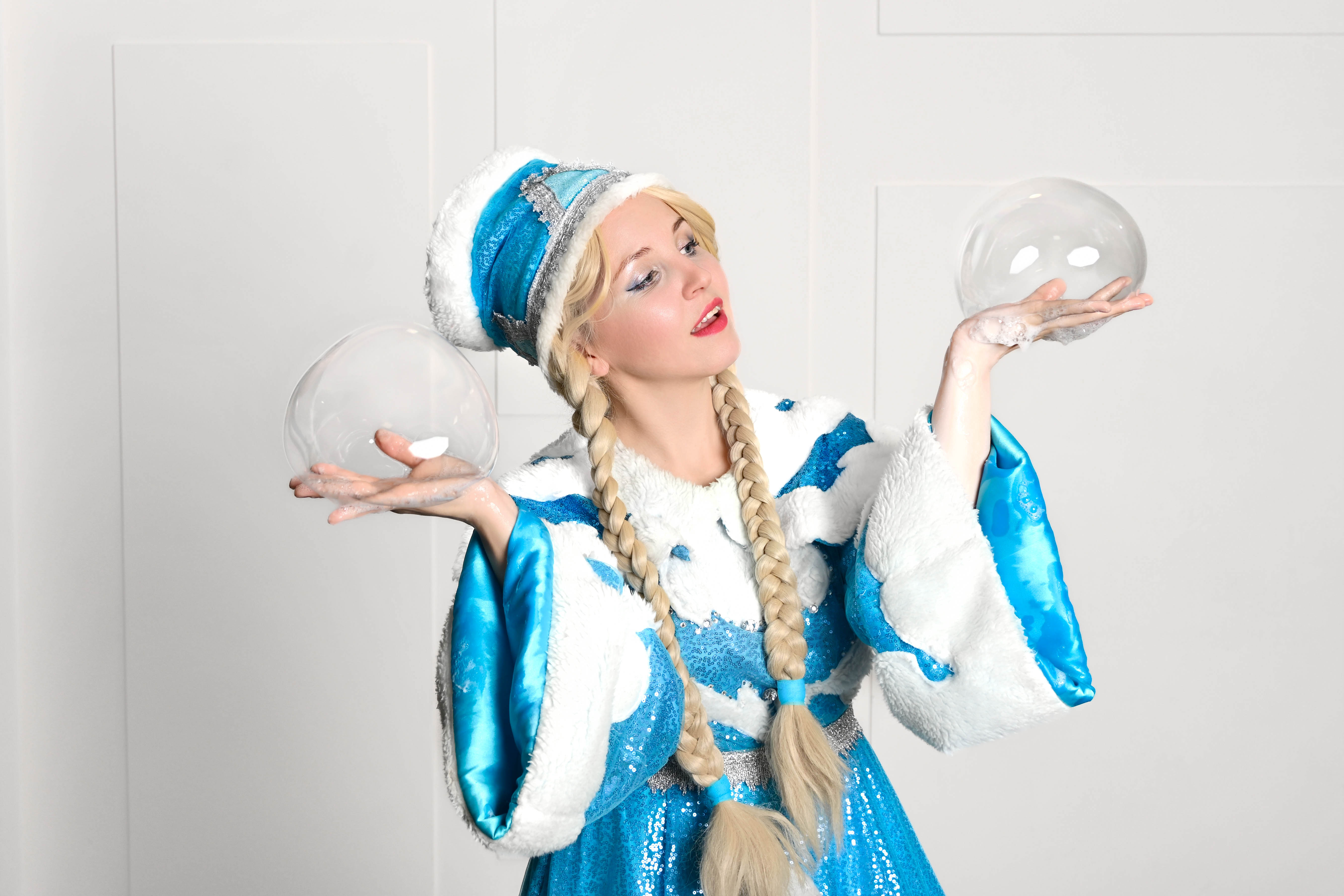 

Билеты на Шоу мыльных пузырей с Дедом Морозом и Снегурочкой (ProKids)