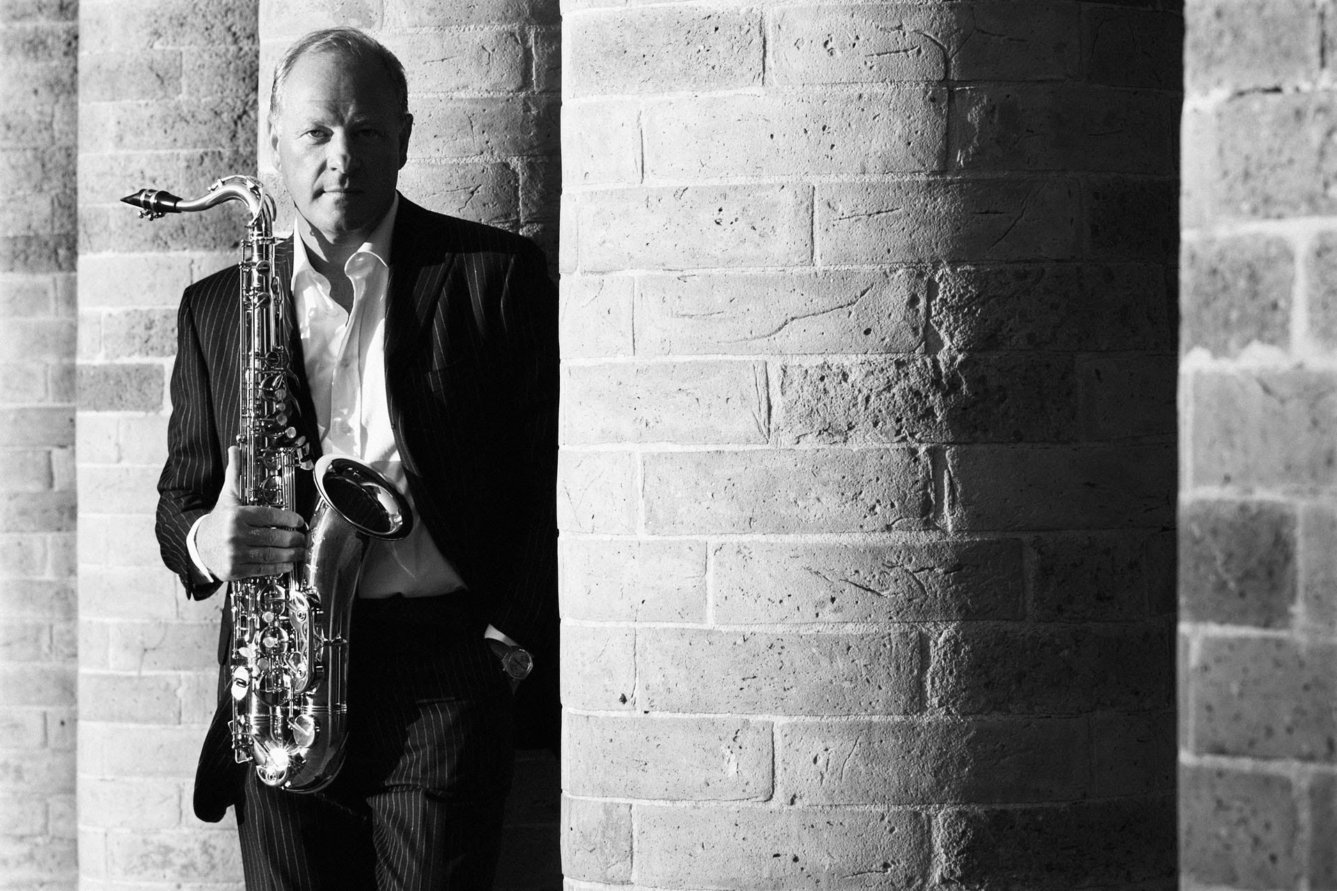 Афиша: От Баха до Битлз в Санкте-Петербург 17 мая 2026