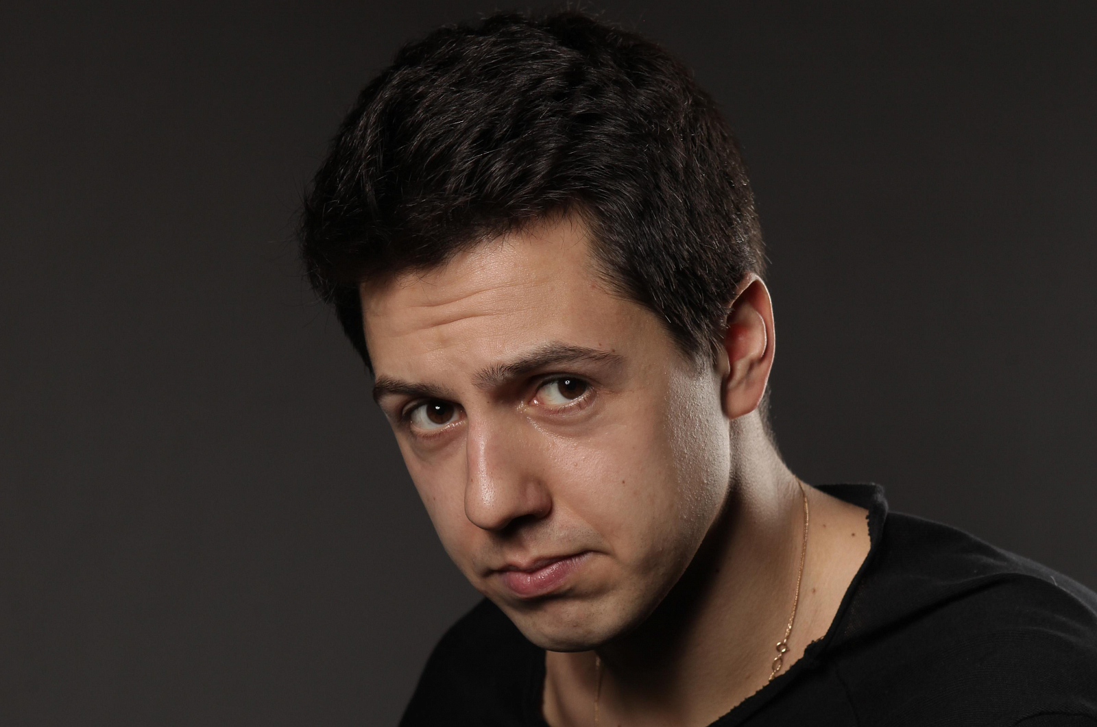 

Билеты на Любимые стихи о любви (Музыкальная квартира на Тверской)