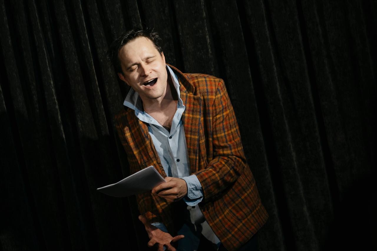 

Билеты на Алексей Комаревцев. Паша читает (Шум)