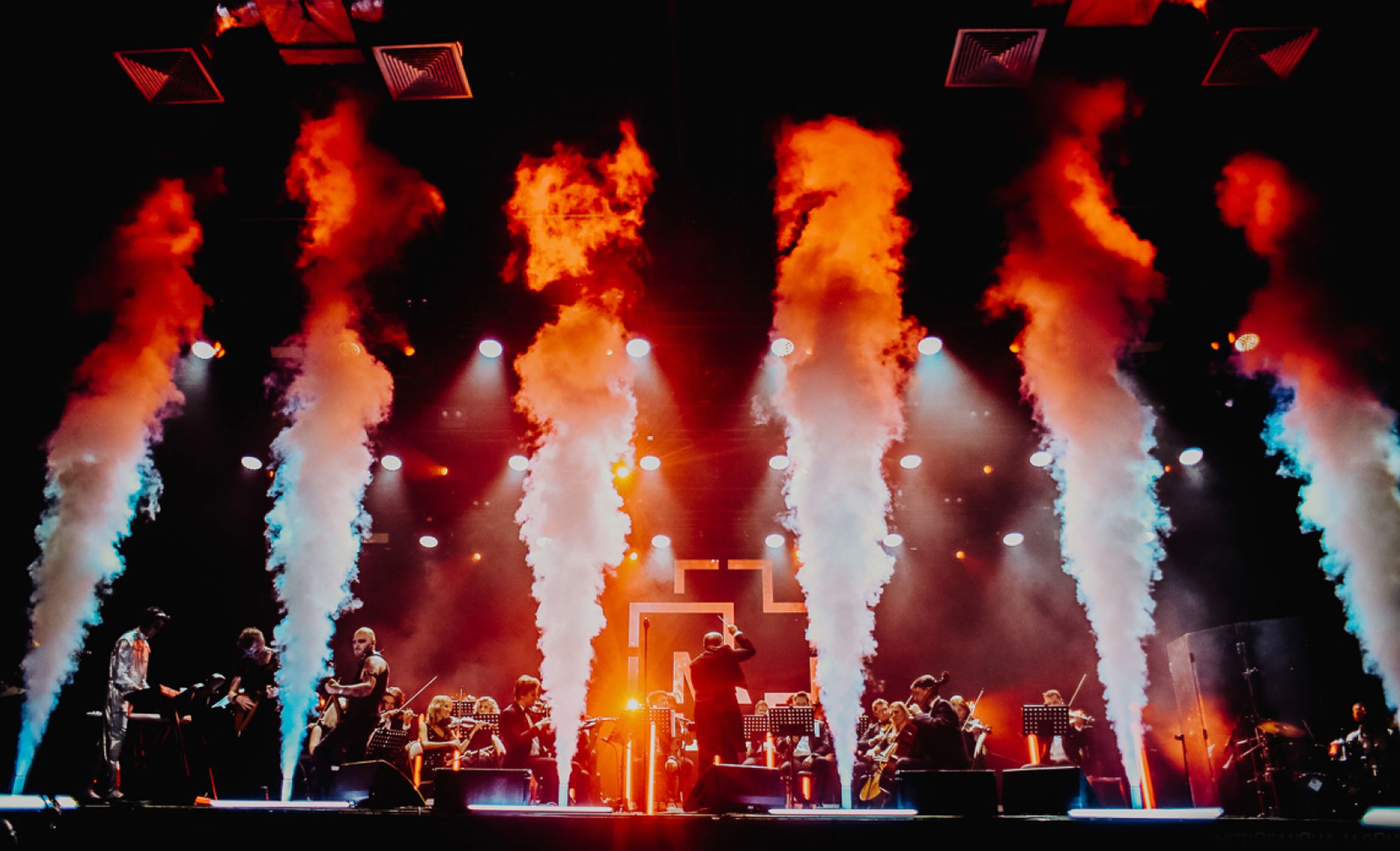 

Билеты на Симфоническое Rammstein-шоу (БКЗ «Октябрьский»)