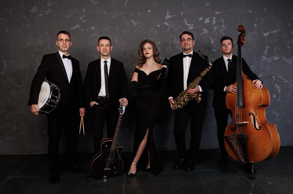 

Билеты на Арина Берман и Stage band. Влюбленные в джаз (Майлз)