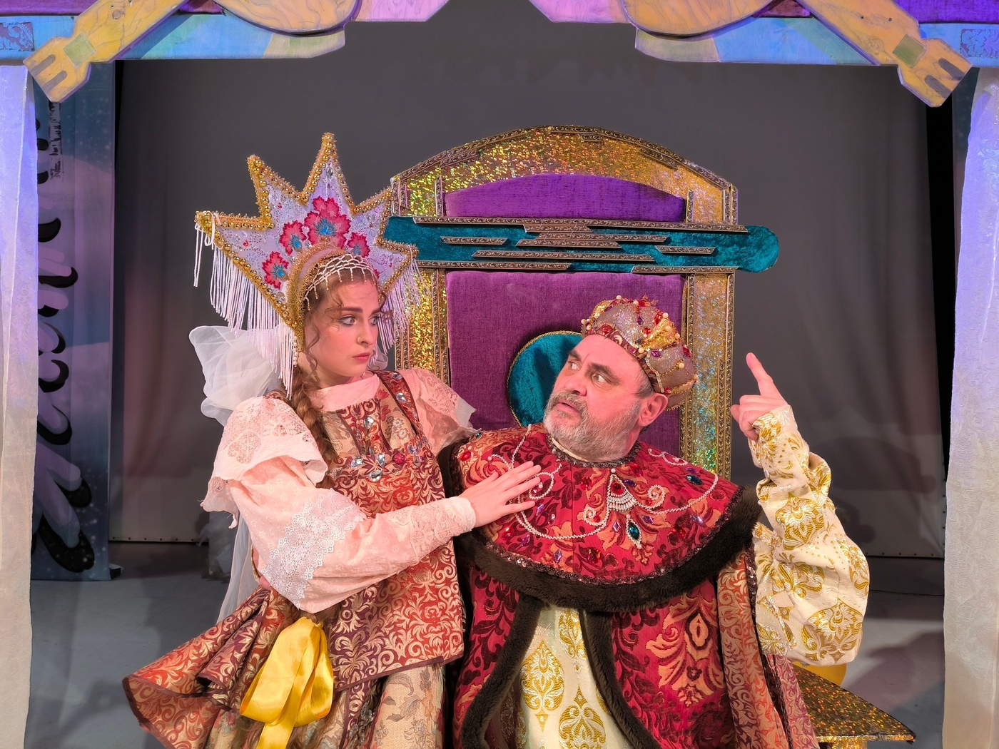 

Билеты на По щучьему велению (Зимний театр)