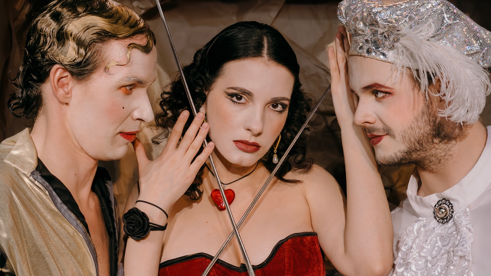 

Билеты на Собака на сене (Театральный центр «Вишнёвый сад»)