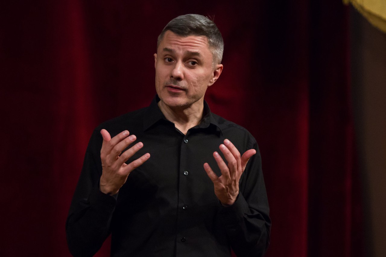 

Билеты на «Парчовая проза» Ивана Бунина. Читает Михаил Резников (Филармония)