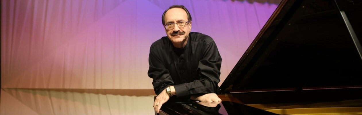 Даниил Крамер