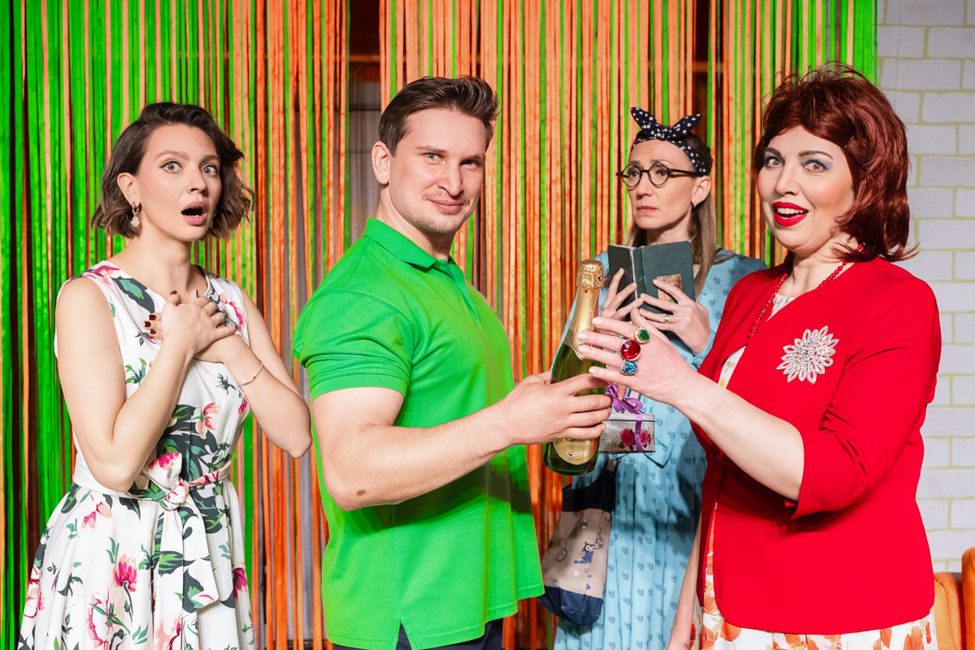 

Билеты на Два мужа по цене одного