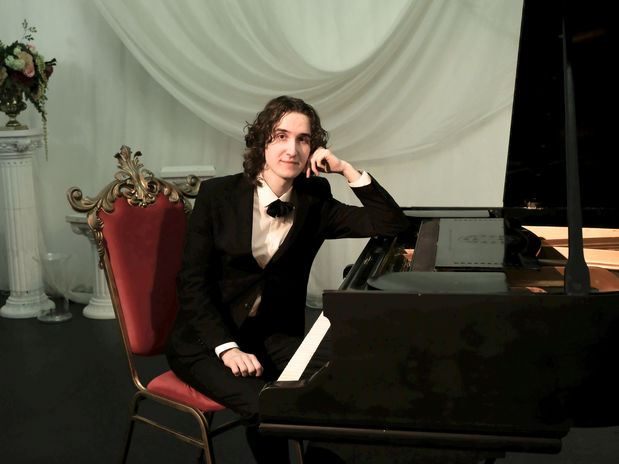 

Билеты на Максим Чекмарёв. Лирика и страсть (Дом Шрёдера)