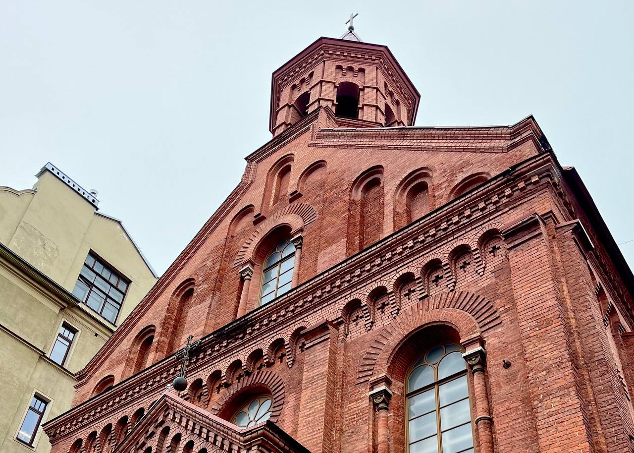 

Билеты на Английский клуб (Яани Кирик)