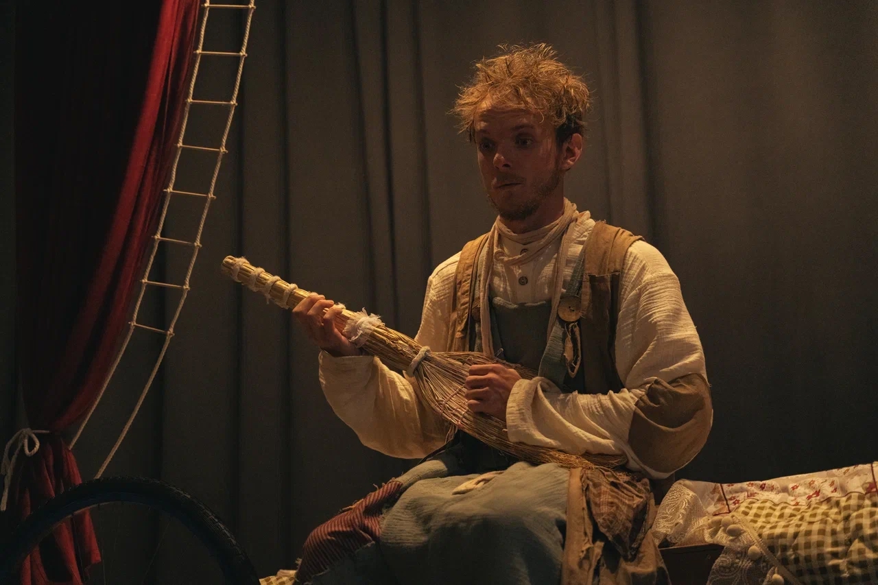 

Билеты на Домовой (Нетеатр)