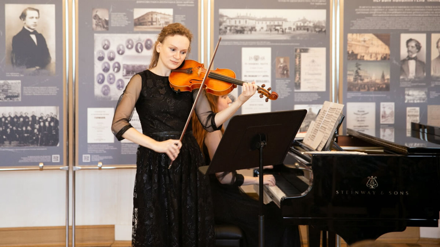 

Билеты на Сказка о рыбаке и рыбке (Музей-квартира Пушкина)