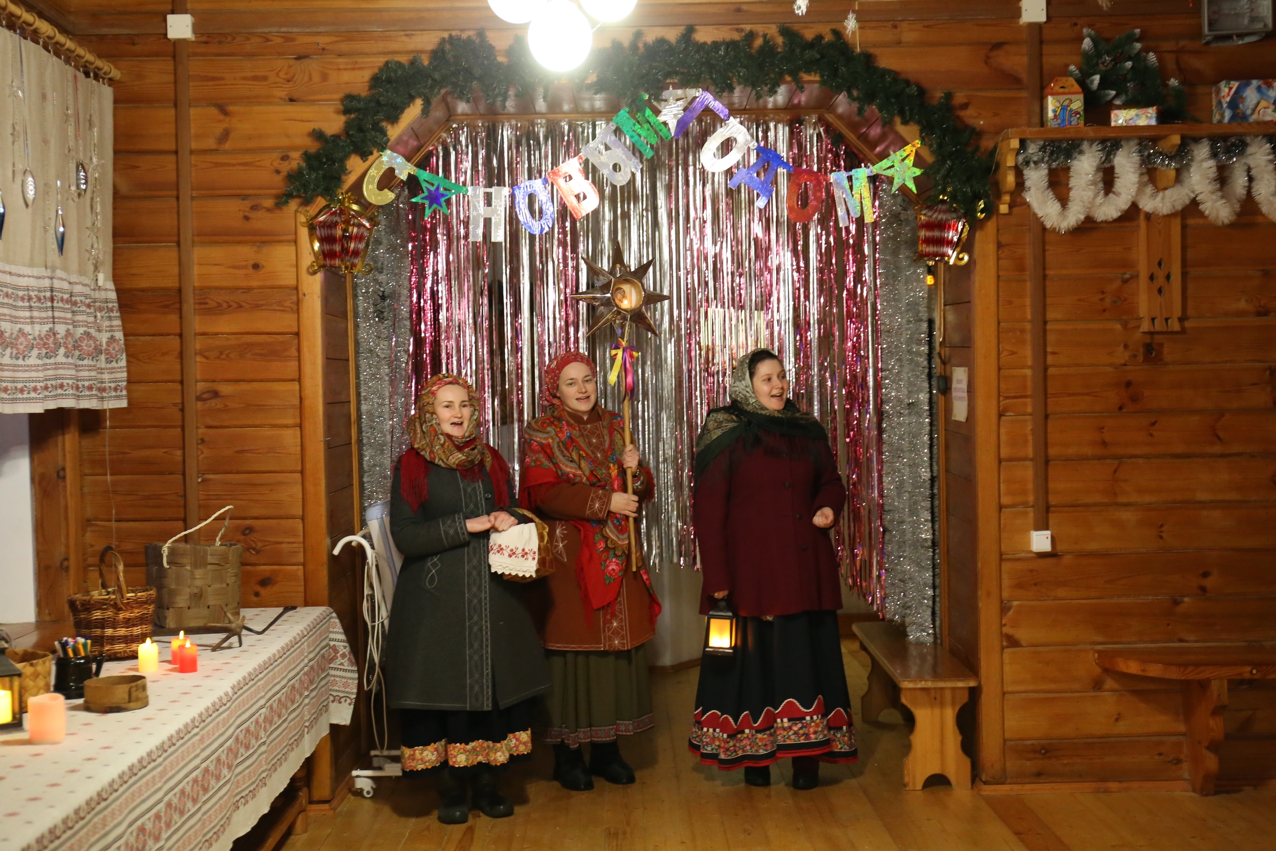 

Билеты на Раз в крещенский вечерок (Дом народного творчества)