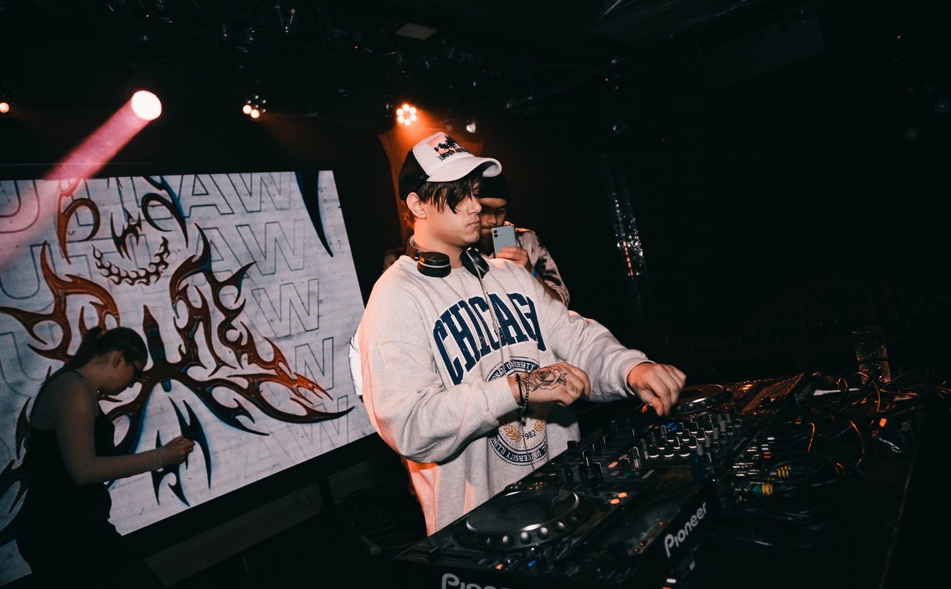 

Билеты на Outlaw (16 Тонн)