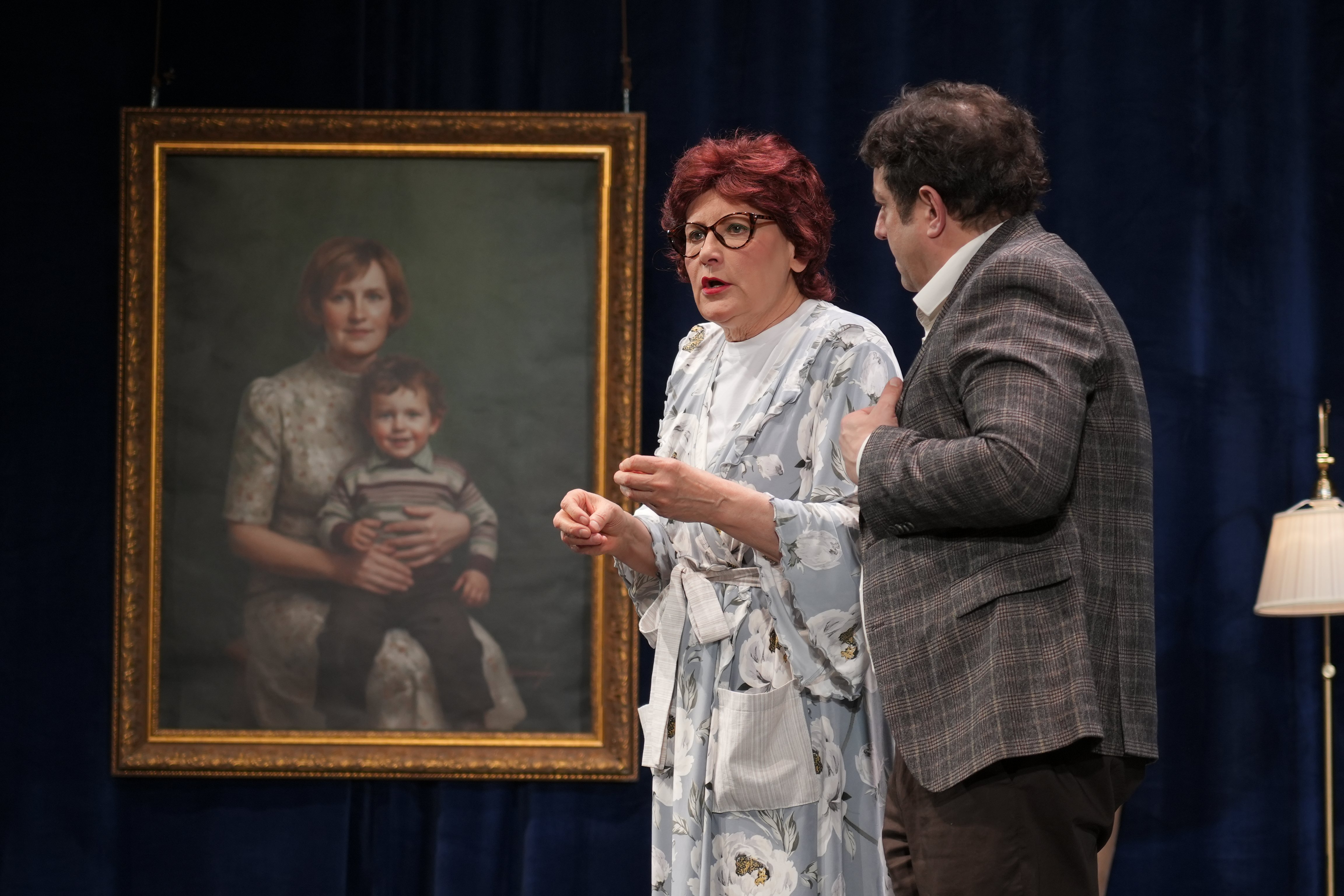 

Билеты на Шесть блюд из одной курицы (Зимний театр)