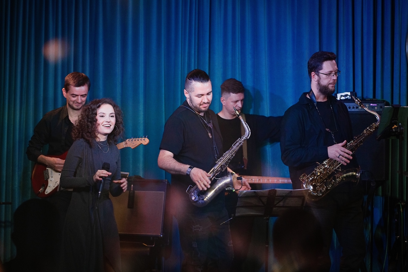 

Билеты на Елизавета Дюдяева и Roli Band. Джаз, проверенный временем: певица Нина Симон (EverJazz)