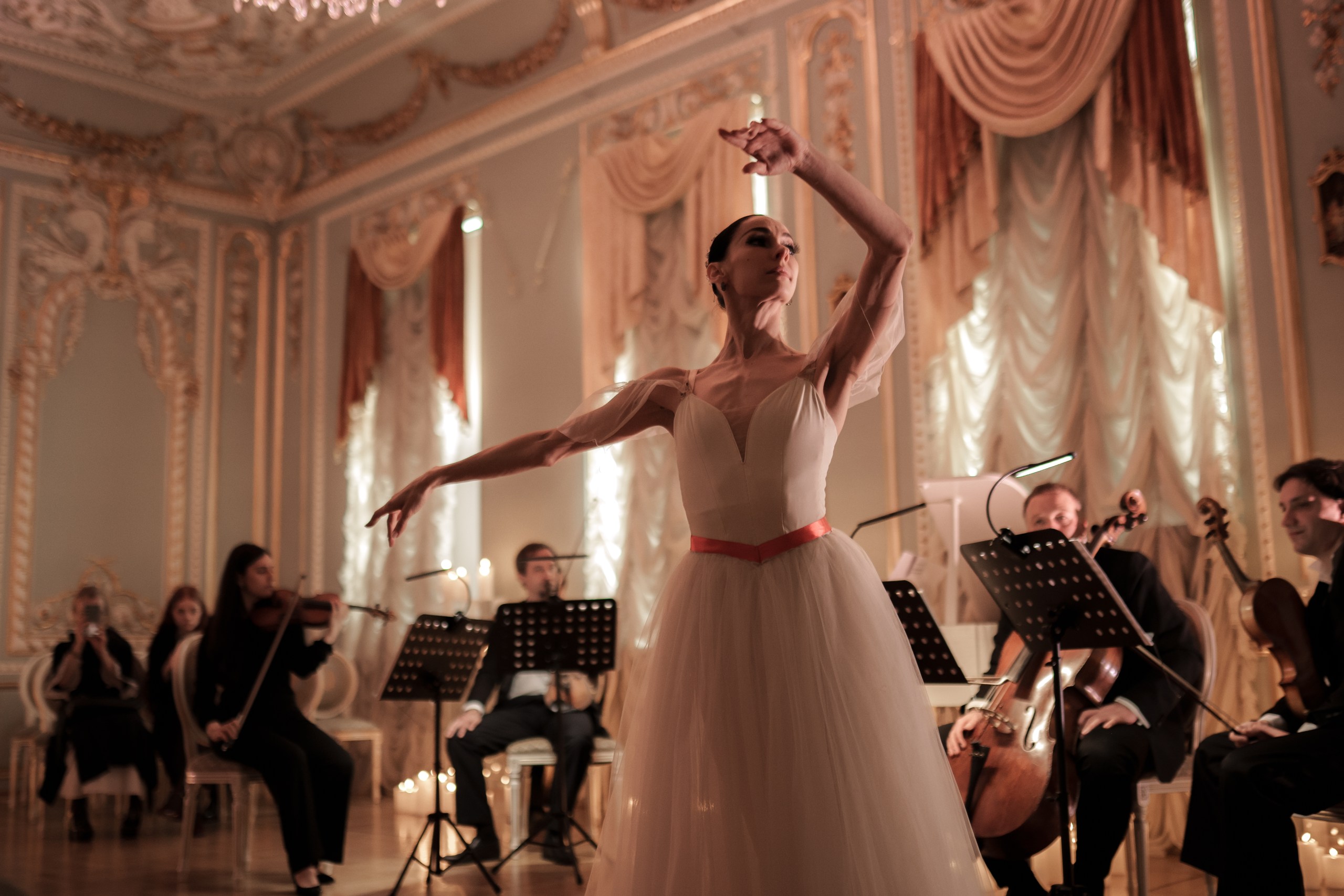 

Билеты на Soiree Francaise. Французские классики о любви (Особняк Серебрякова)