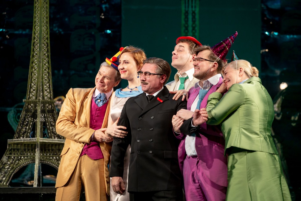 

Билеты на Школа налогоплательщиков (Молодёжный театр на Фонтанке)