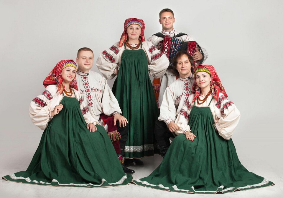 Шёл казак на побывку домой…