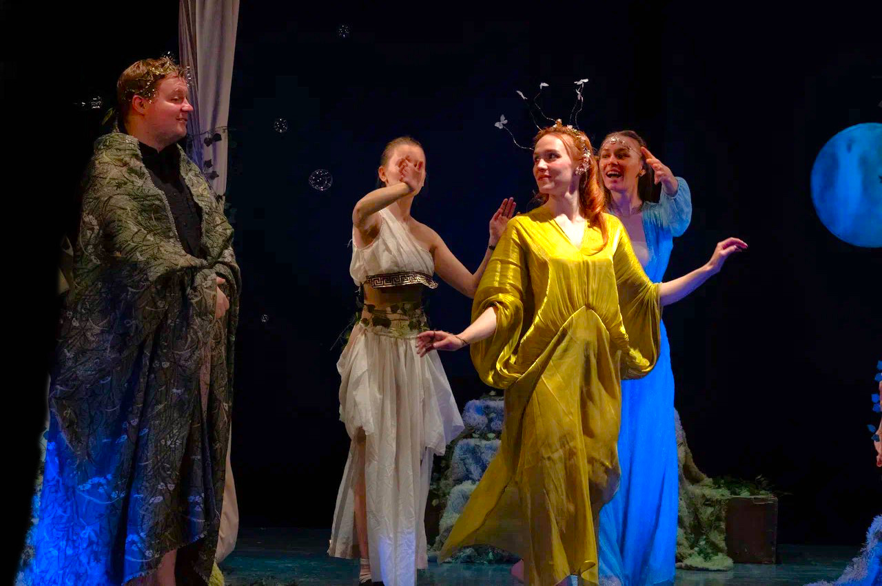 

Билеты на Сон в летнюю ночь (Дом актёра Санкт-Петербургского отделения СТД РФ)