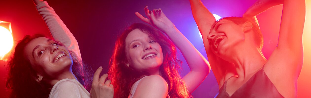 Весна в формате 90–2000-х