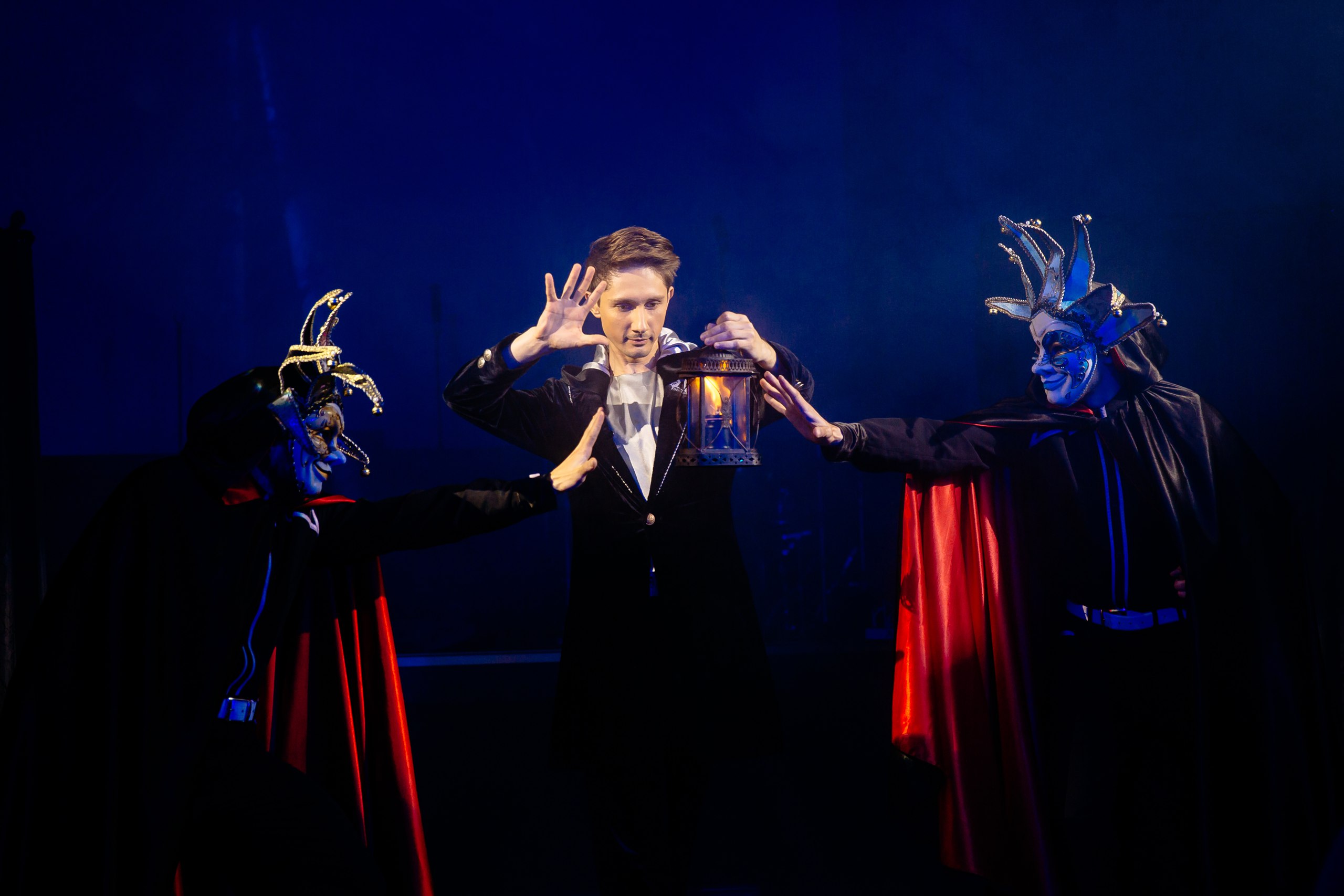 

Билеты на Чудеса накануне Рождества (ДК «Маяк»)