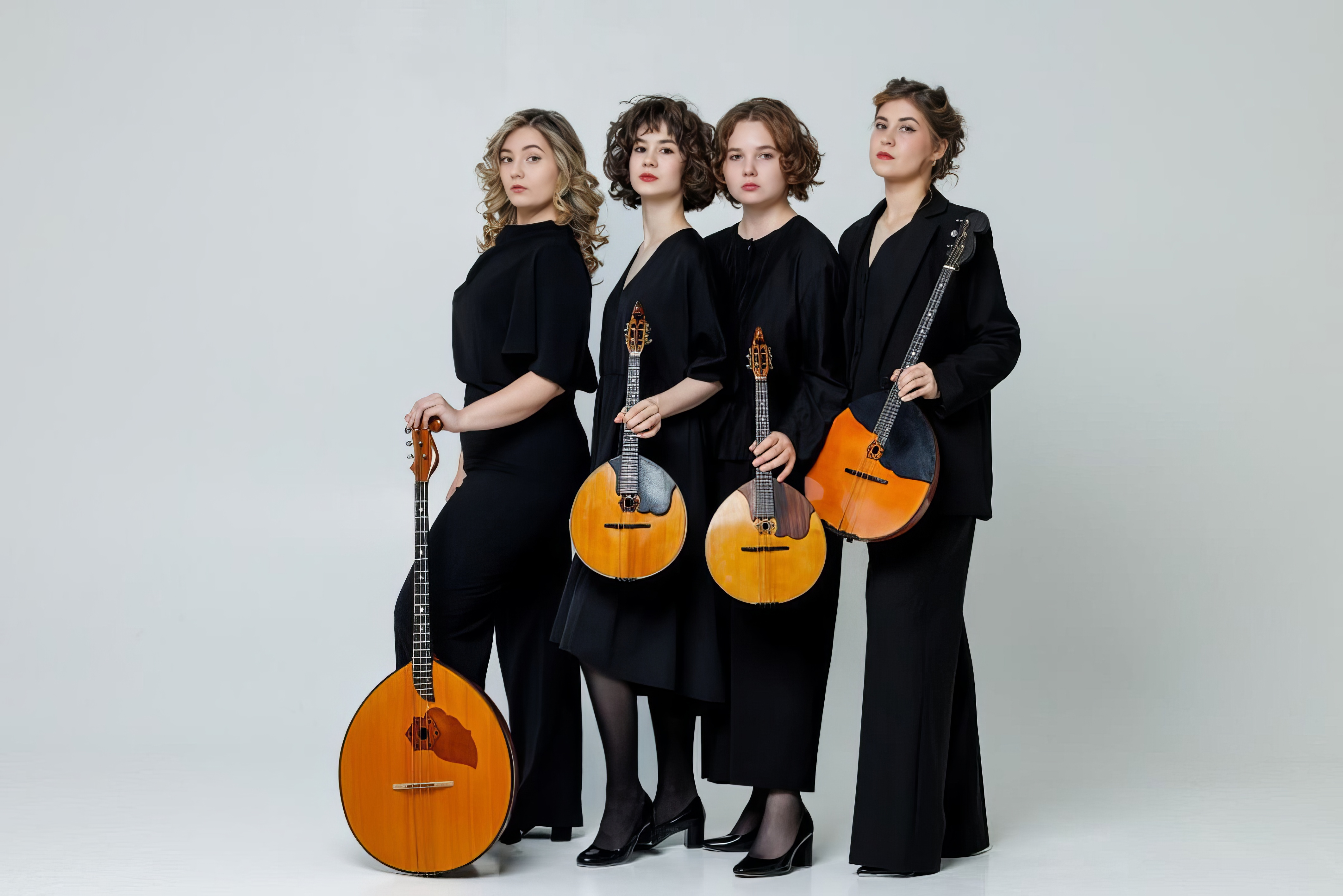 

Билеты на Веретено времени (Зал камерной и органной музыки «Родина»)