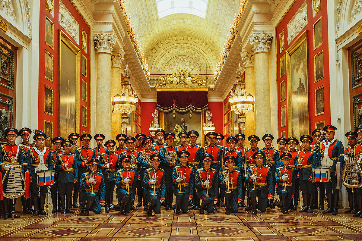 

Билеты на Музыка в блеске мундиров (Белый зал Политехнического университета)